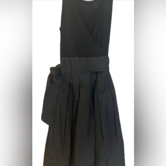 Ralph Lauren Dress Black Taffeta W/Bow Pockets V Back 8p - Picture 4 of 5
